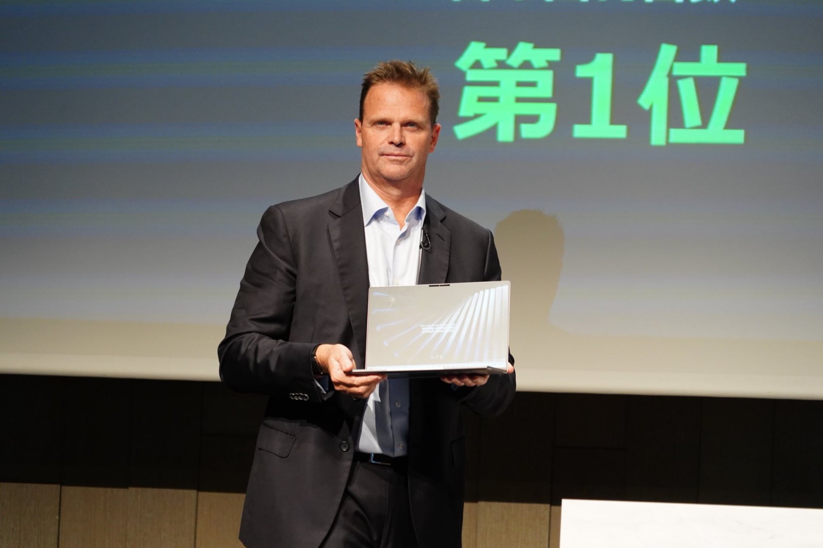 DELLの戦略機「XPS」