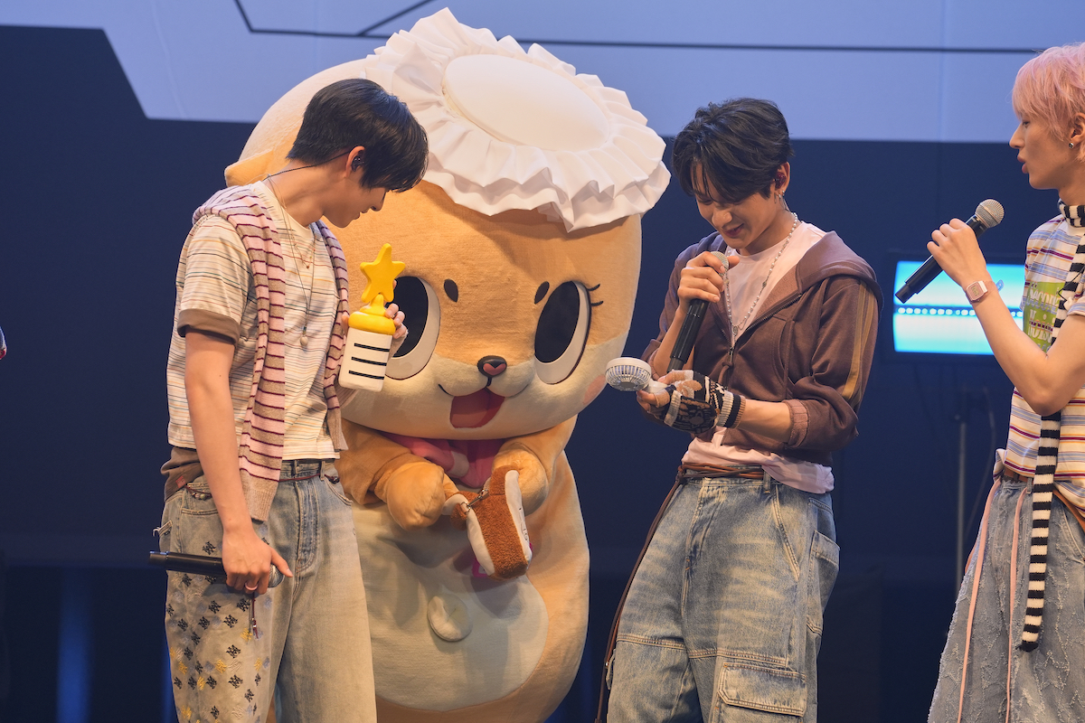 NAZE(© C9 Entertainment / CJ ENM Japan Inc.)