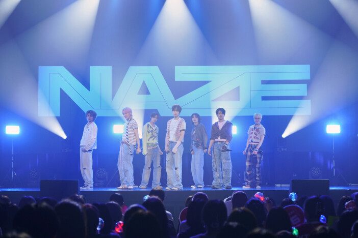 NAZE、ドラマから飛び出した7人が紡ぐ“物語の続き”　中村倫也らのエールも届いた初のショーケースレポ
