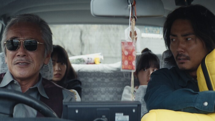 毎熊克哉主演映画『見えない娘 THE INVISIBLES』本予告公開　主題歌はくるり「ばらの花」