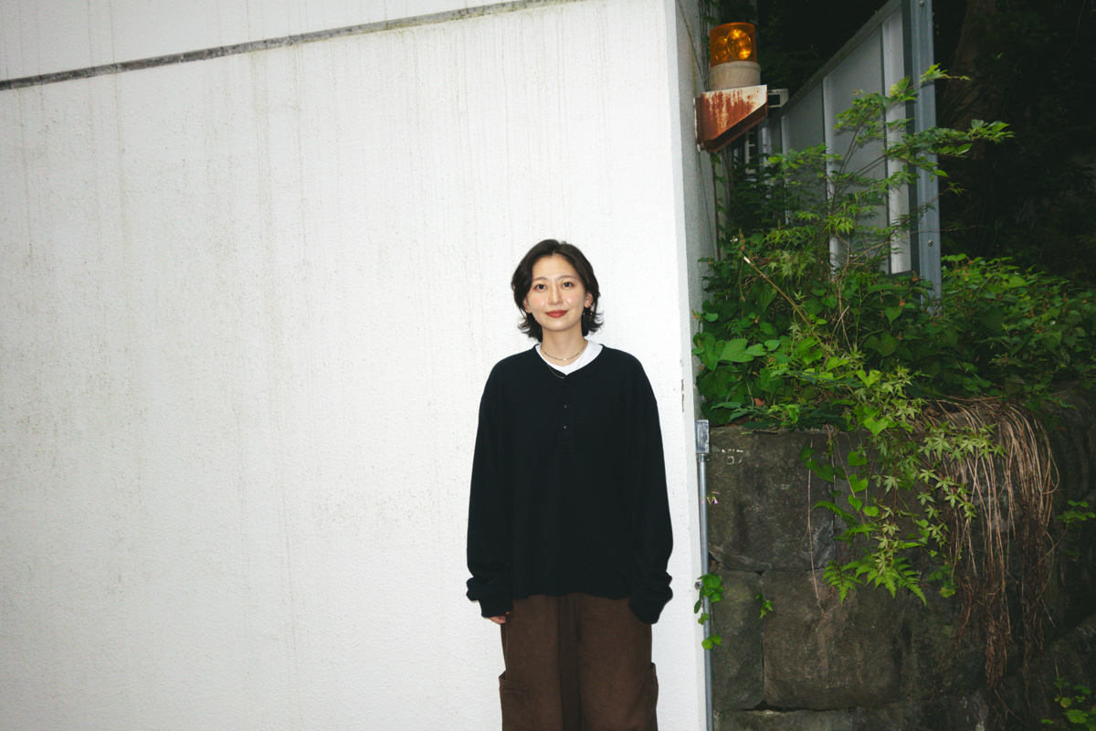 鈴木真海子インタビュー写真（撮影＝まくらあさみ）