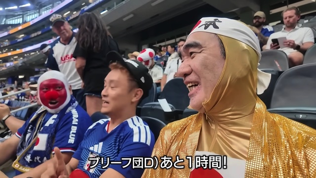 現地を盛り上げる江頭2:50