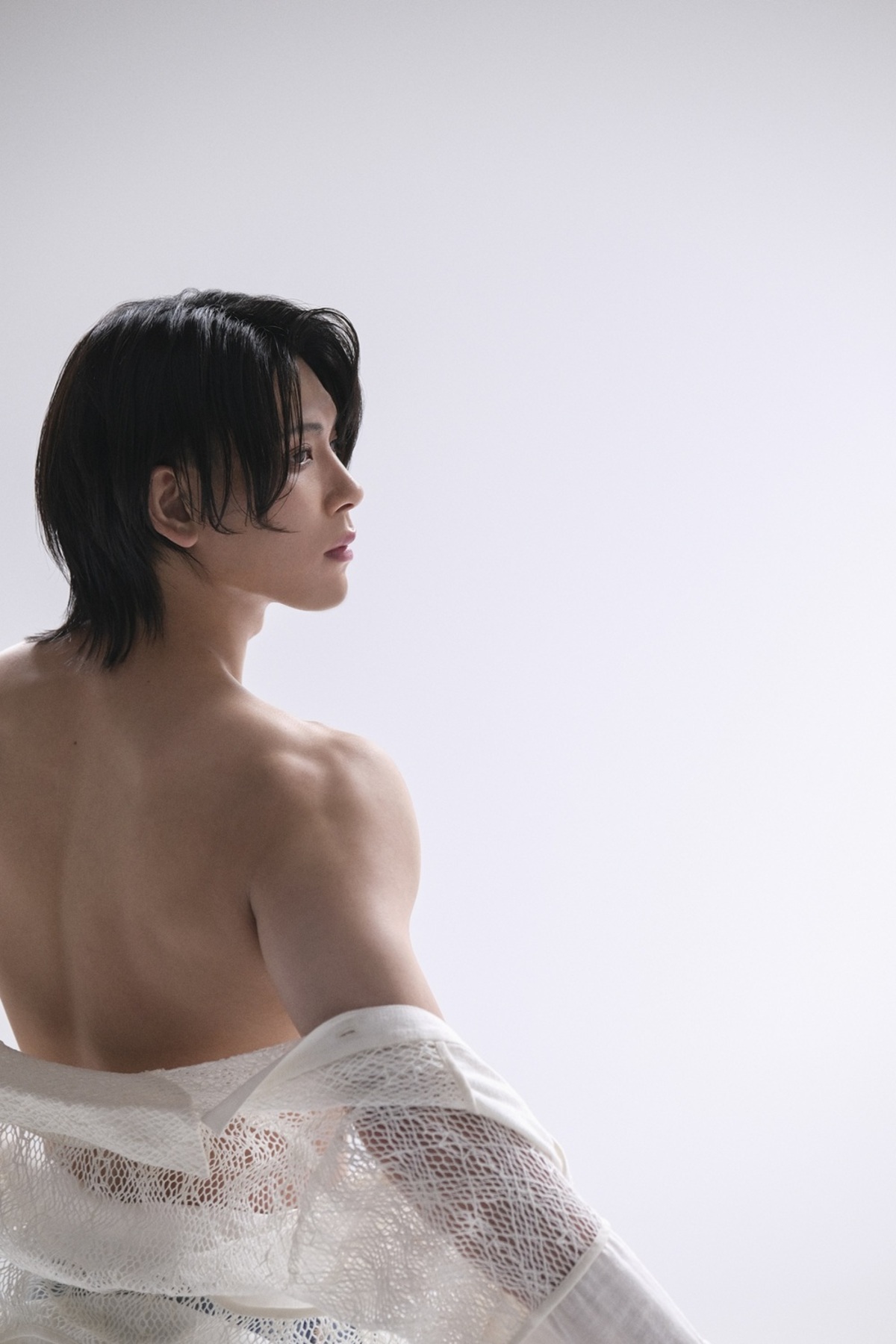 松原凛、初写真集を8月26日発売の画像