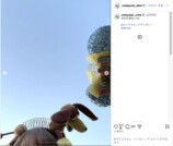 与田祐希、佐藤楓とディズニー2ショットの画像