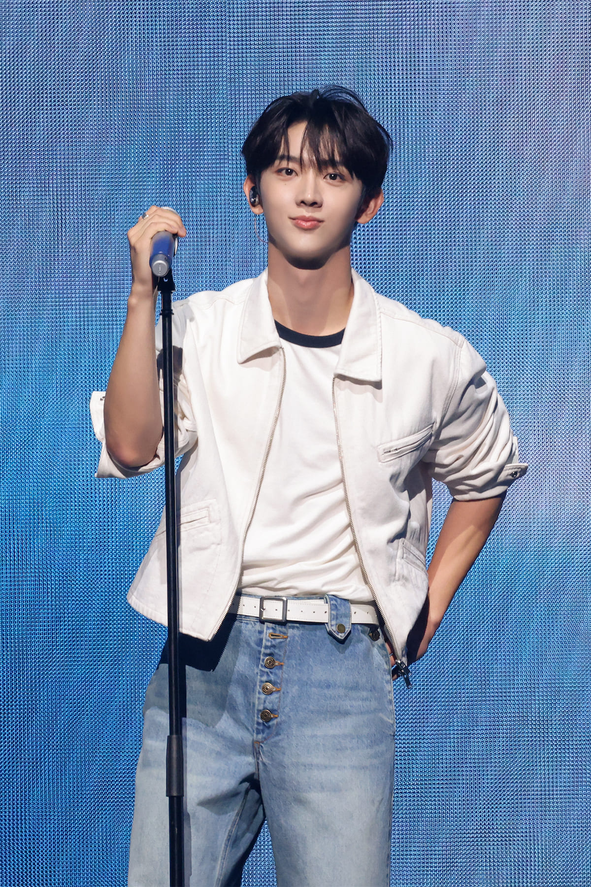 AND2BLE ユ・スンオン(©️YH ENTERTAINMENT)