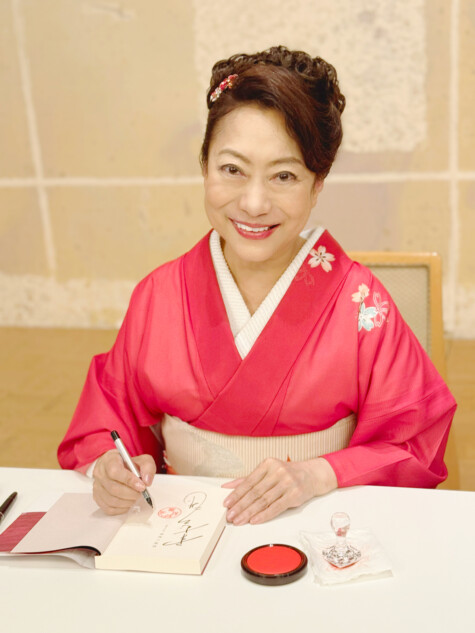 山村紅葉の初小説が2度目の重版決定