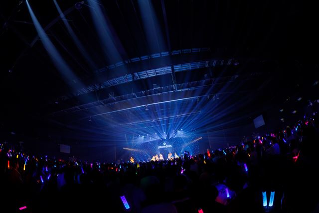 MORE STAR 1stワンマンライブ『MILKY STAR』より