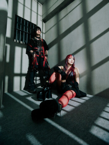 Cö shu Nie、“モノクロの世界”を舞台にしたコンセプトアルバムリリース 新アー写公開も