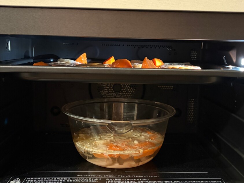 ビストロの上段にグリル、庫内下に汁物をセット