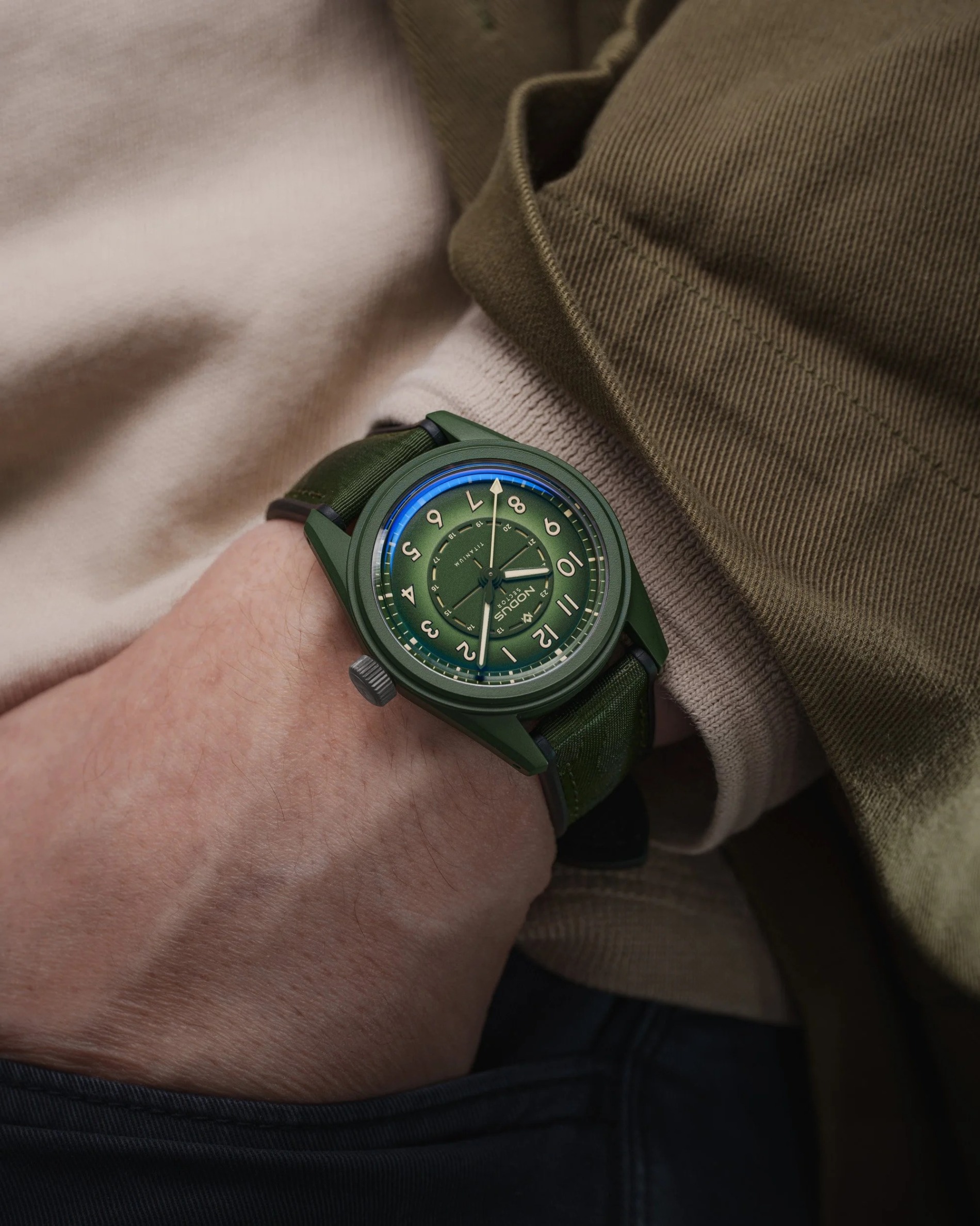 Sector II Field Titanium