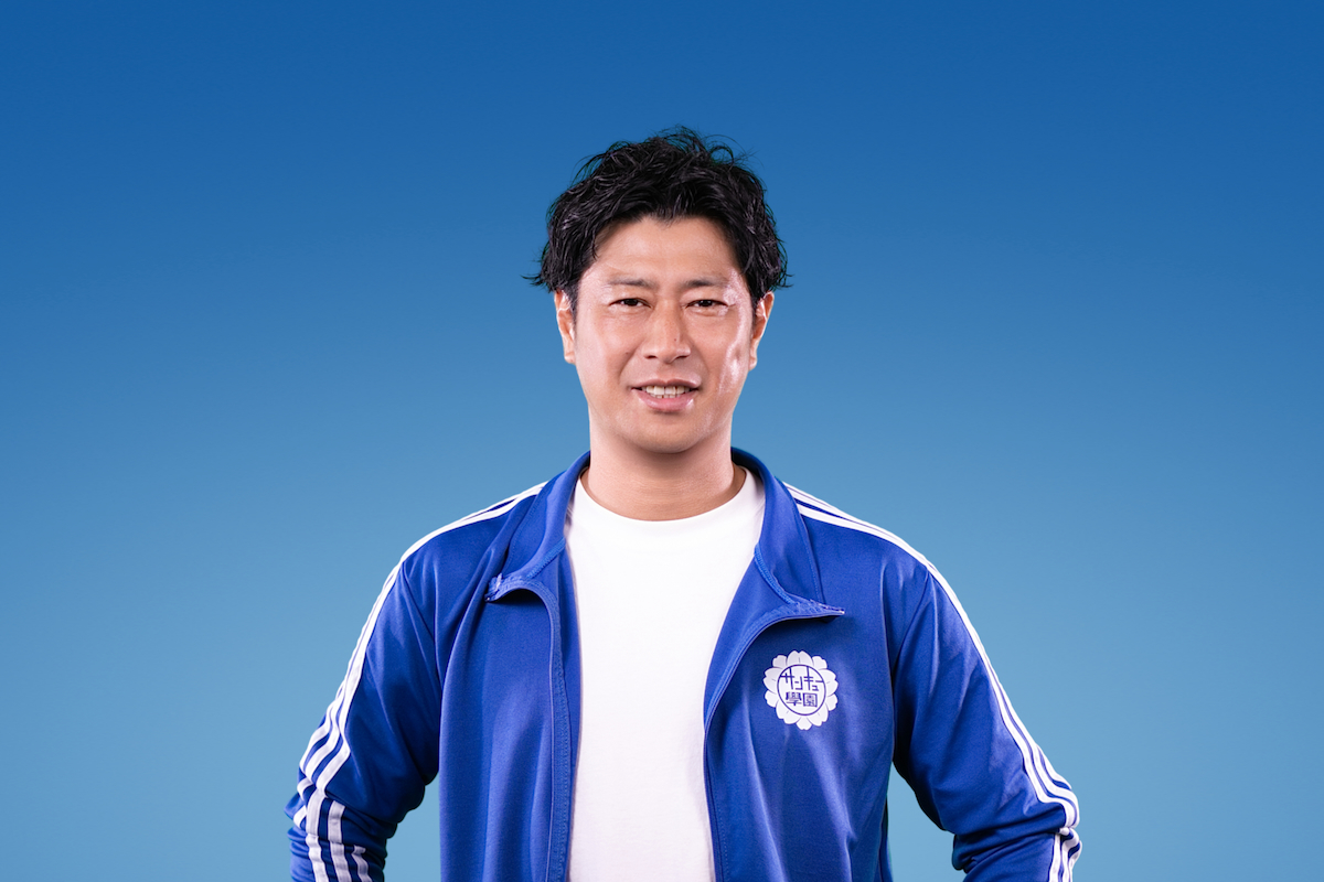 パンサー尾形、メジャーデビュー