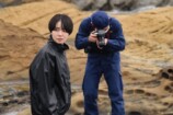 『シャドウワーク』場面写真＆人物相関図の画像