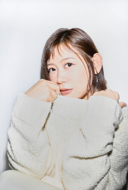 絢香、デビュー20周年記念プロジェクト『にじいろのひかり』始動 書籍