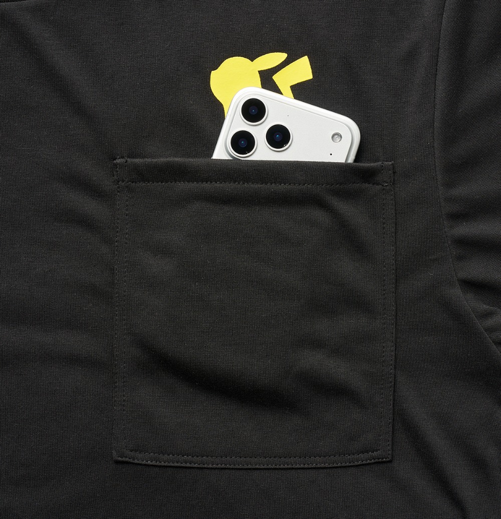 パッカブルTシャツ　ピカチュウ　胸ポケット
