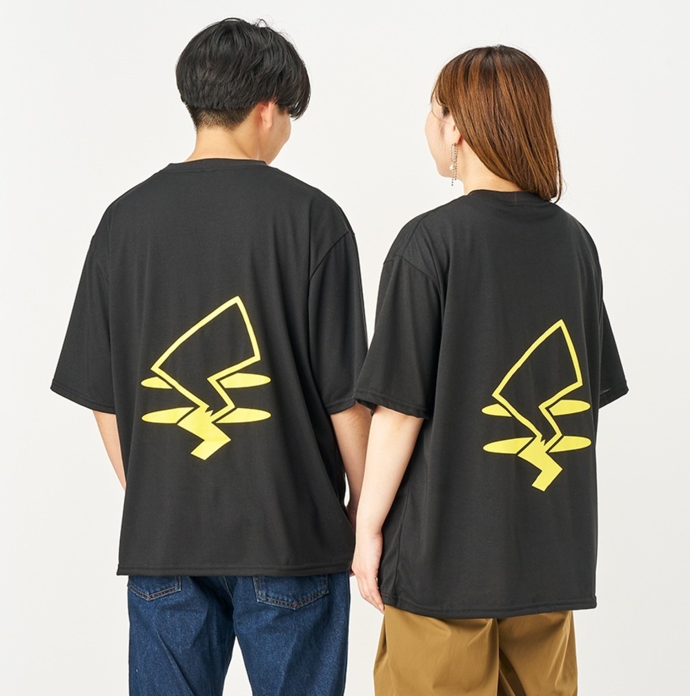 パッカブルTシャツ　ピカチュウ　着用イメージ