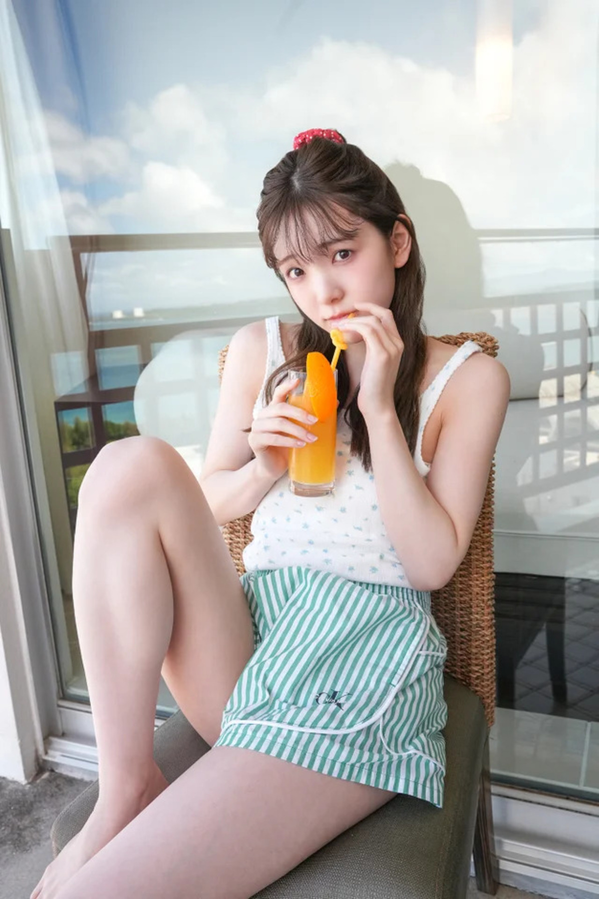 桜井えま1st写真集『あざと未満』9月発売の画像