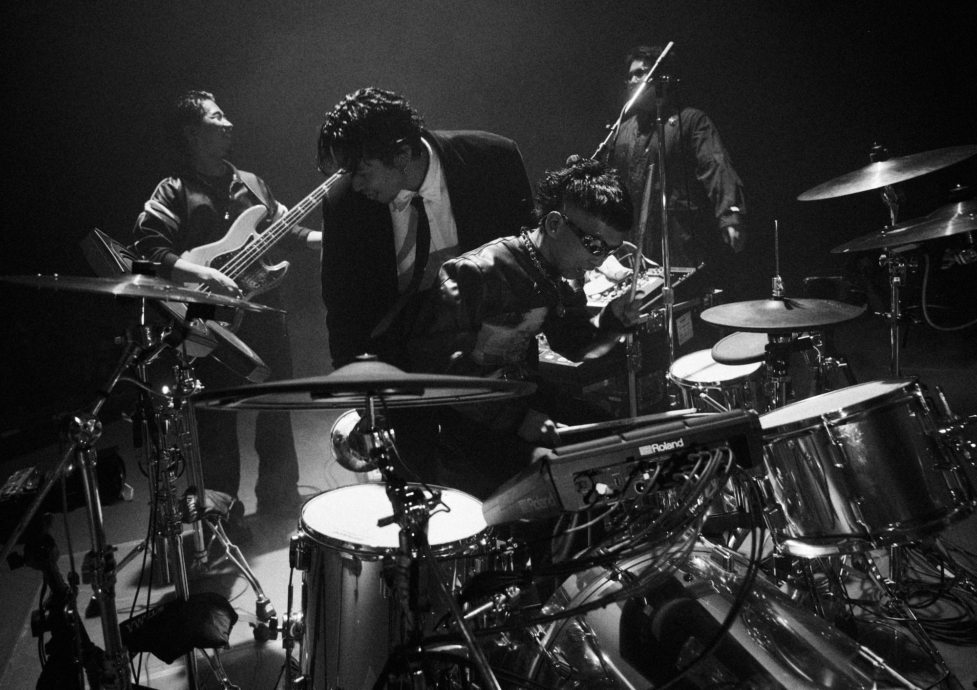 King Gnu、本能と解放の『CEN+RAL Tour』