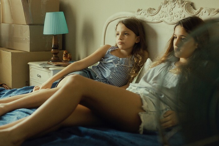父と二人の娘がリマで過ごすひと夏 『マイ・リトル・クイーンズ』予告編&新場面写真公開