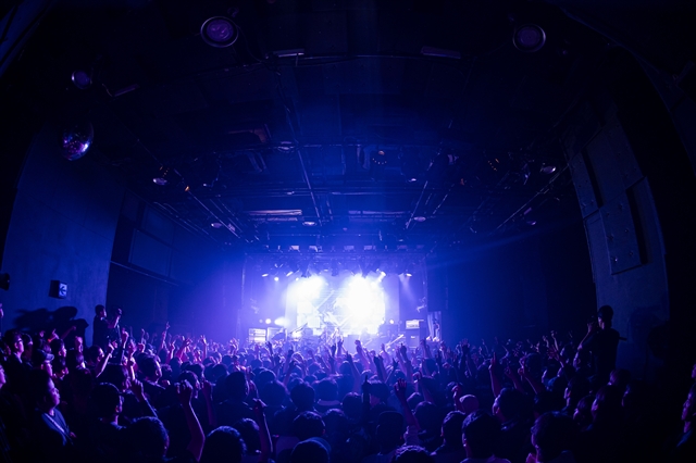 『F-272 1st ONE-MAN LIVE The Dissonant “I DOLL”』より