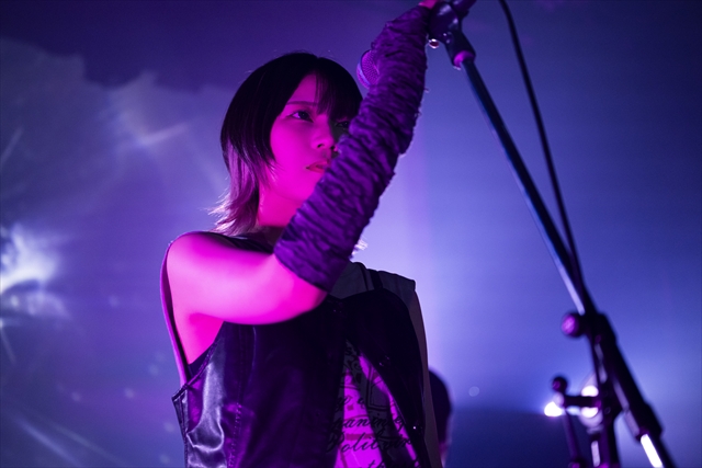 『F-272 1st ONE-MAN LIVE The Dissonant “I DOLL”』より