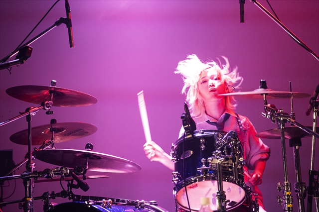 『F-272 1st ONE-MAN LIVE The Dissonant “I DOLL”』より