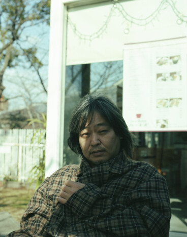 佐内正史の伝説的写真集『生きている』が復刊 青幻舎30周年記念プロジェクトで蘇る