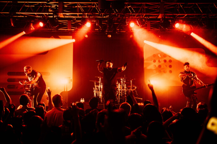 Smash Into Pieces、13年ぶり来日ステージで作り上げた刺激的な空間　LiLiCoも駆けつけた日本初単独公演