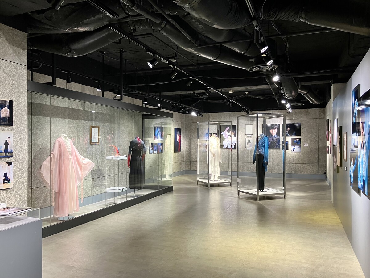 羽生結弦の写真集『Couture on Ice』刊行の画像