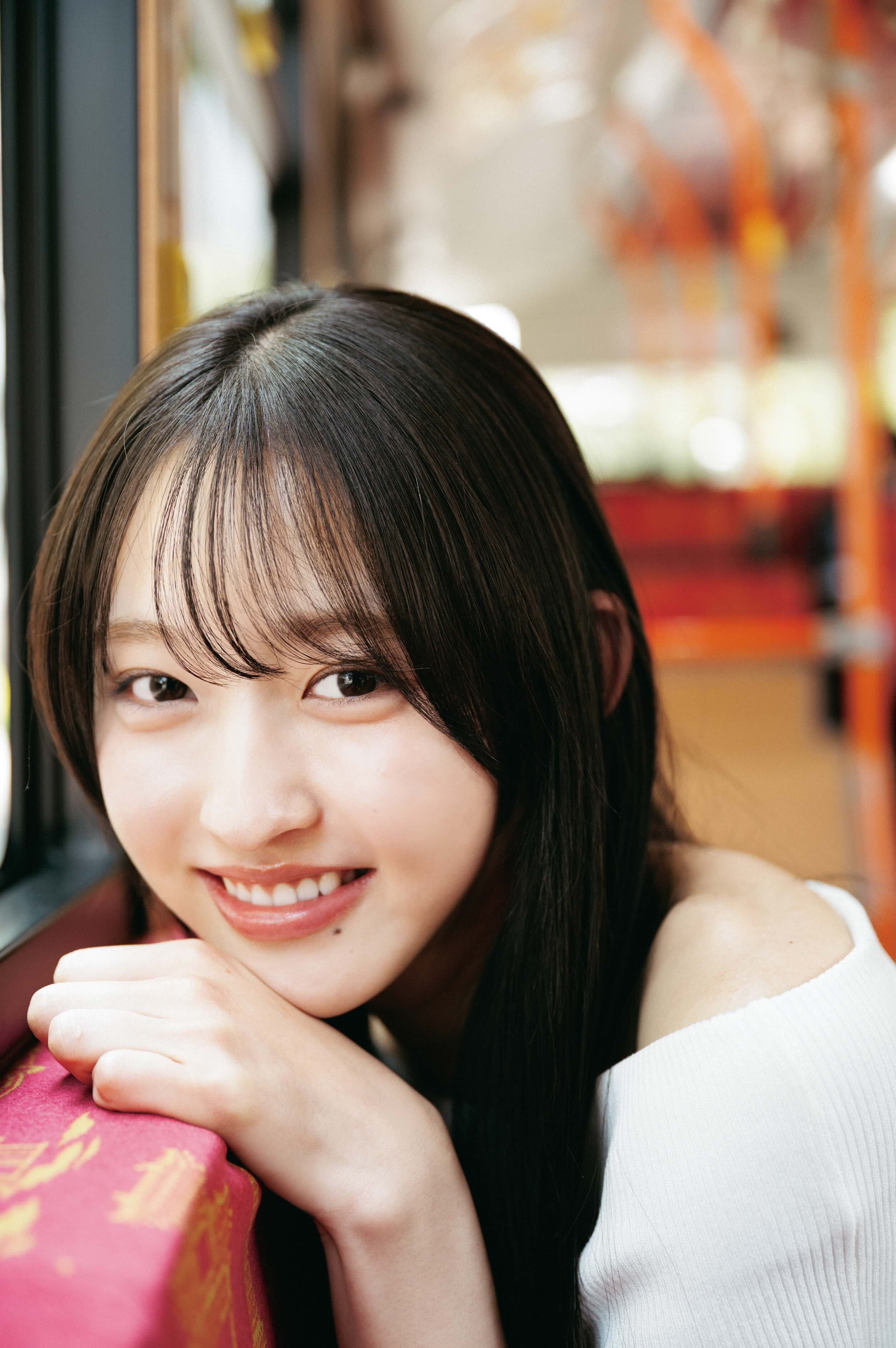 多田梨音『週刊少年サンデー』表紙に登場の画像