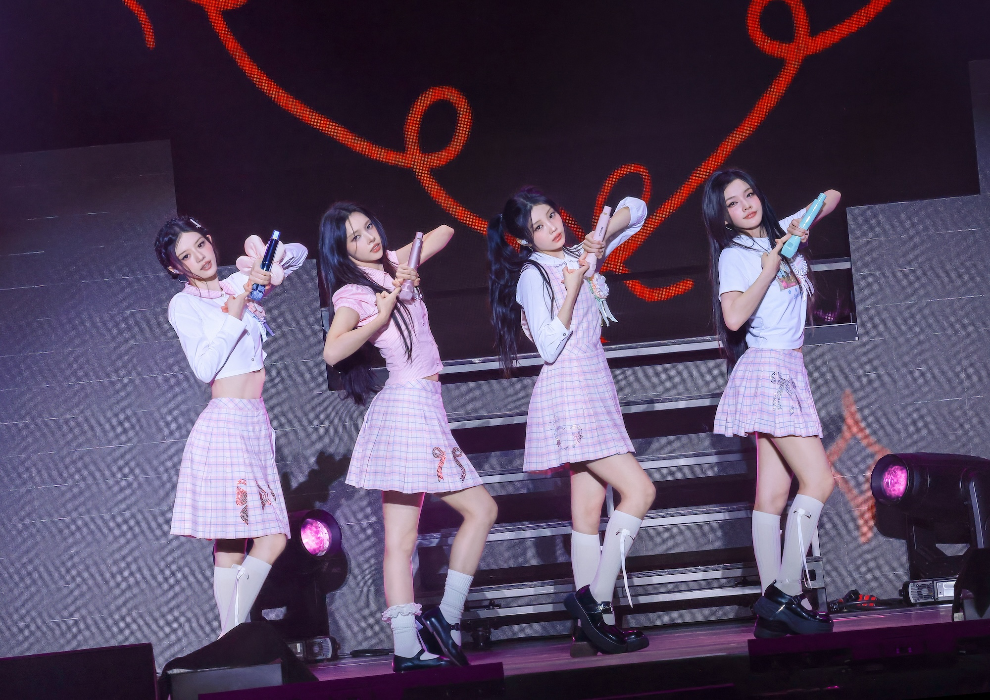 ILLIT、守り抜いた“5人”のステージ