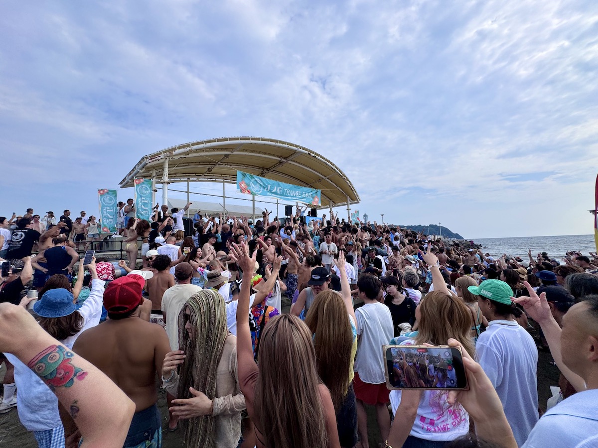 『江ノ島 TRANCE RAVE　~FREE BEACH PARTY~』（撮影＝金子正樹）