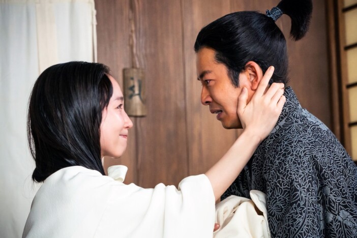 『豊臣兄弟！』仲野太賀が吉岡里帆への感謝を語る　「心強いし、助けてもらってばかり」