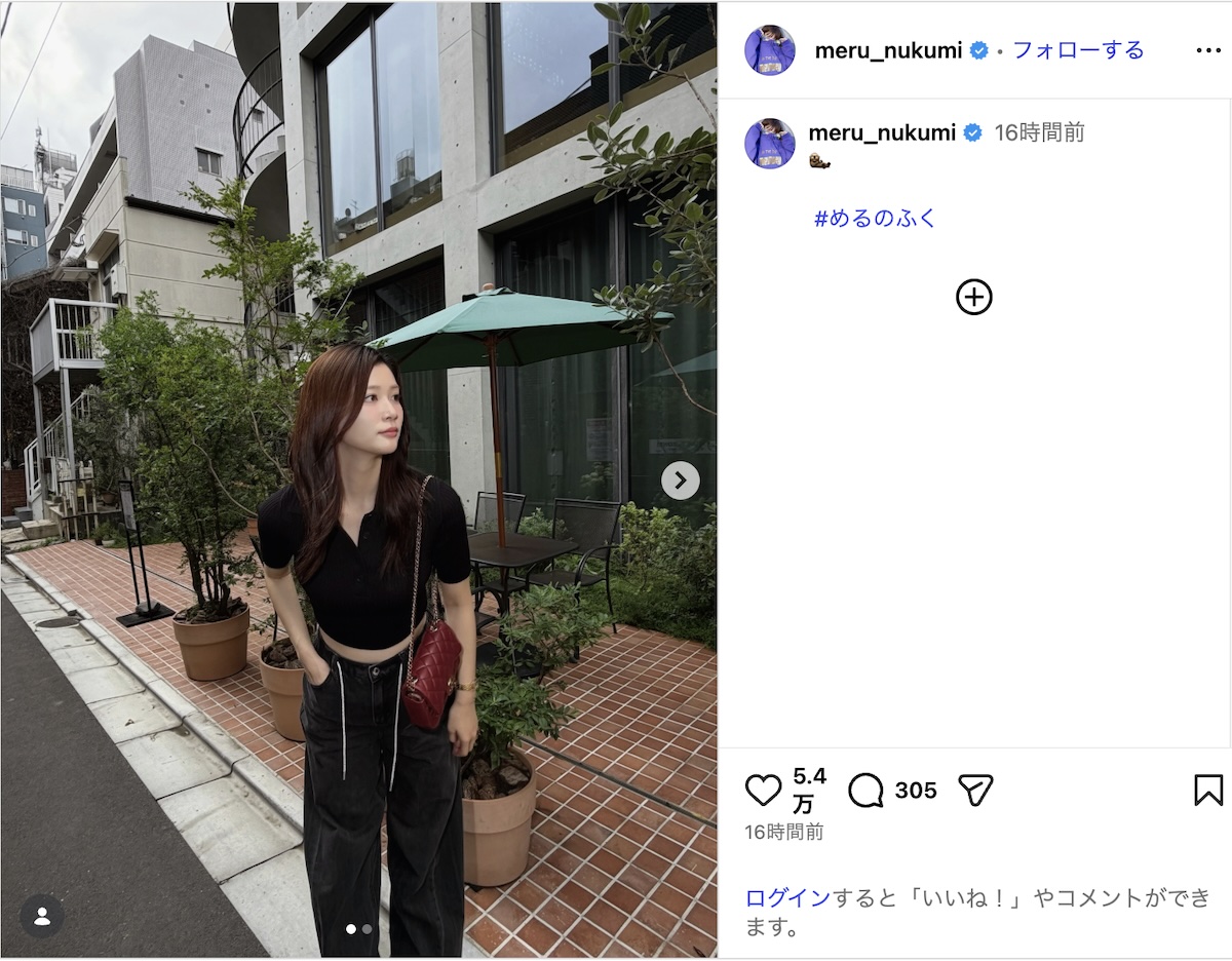 生見愛瑠、“ウエストチラ見せ”大人コーデの画像