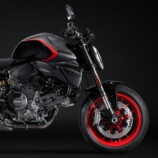 新型モンスター　スポーツカラー
