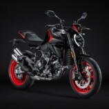 新型モンスター　スポーツカラー