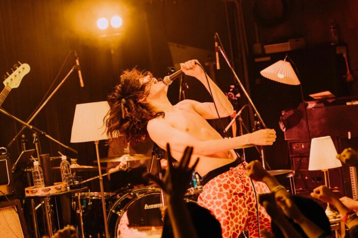 矛盾をむき出しにした感情、身体、音楽! “いまみれん伝説”の始まり『どうして僕はこうなった?』を観て