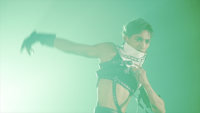 ENVii GABRIELLA「Empowerment」MVより
