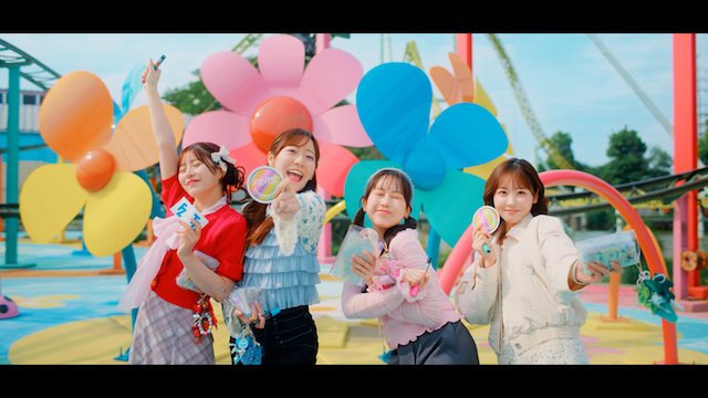 「1,2,3,FOOOOUR」MVより