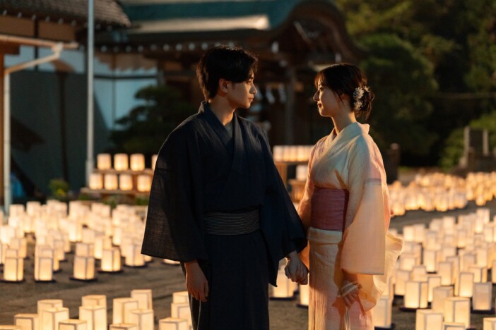 中島健人と新木優子が浴衣姿で見つめ合う場面も　Netflixシリーズ『SとX』新場面写真公開