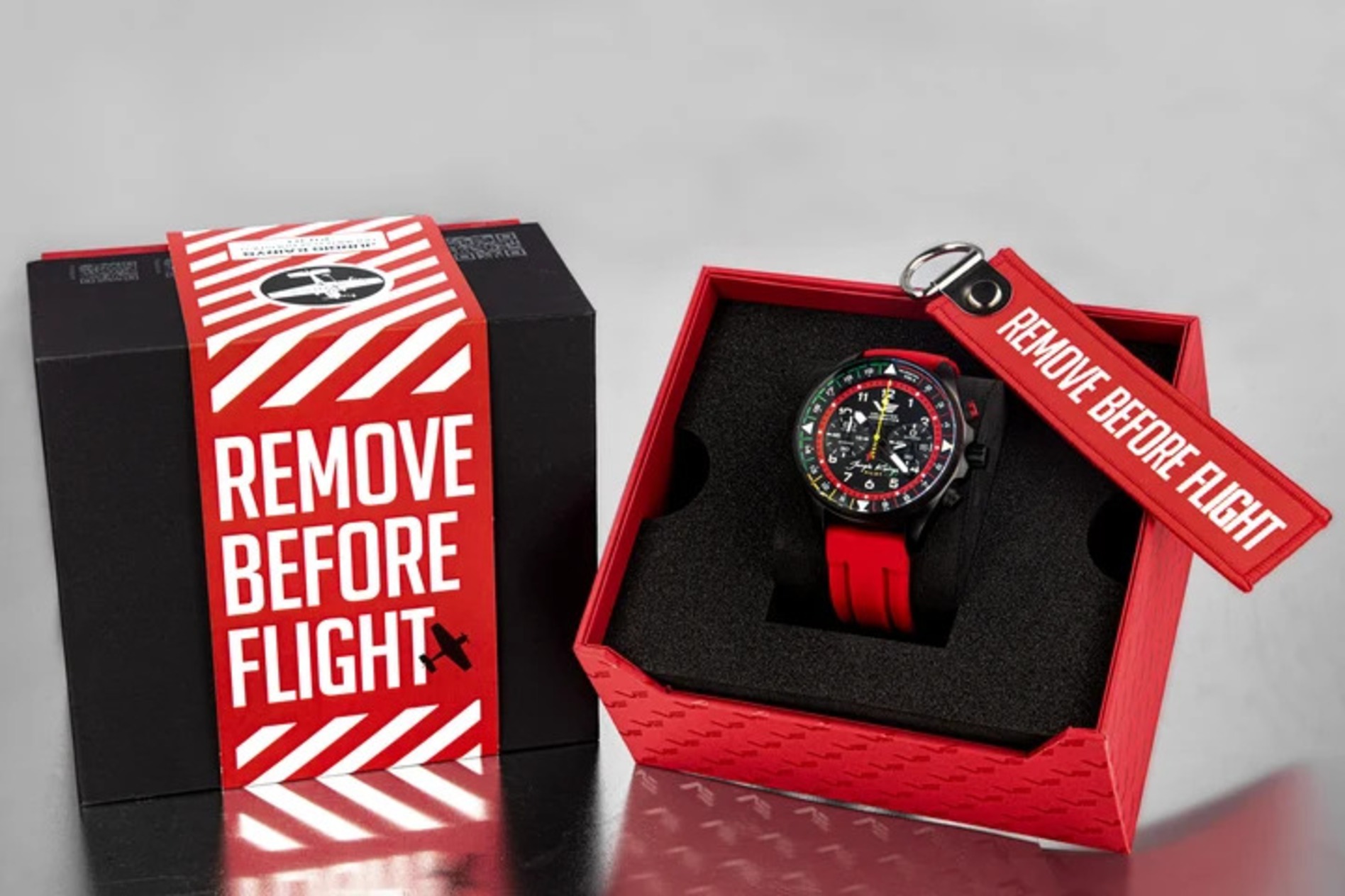 VOSTOK EUROPEがカイリスコラボ時計を発売の画像