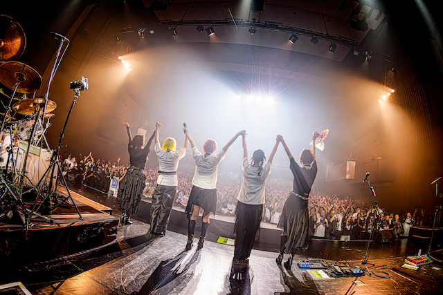 『East Of Eden Zepp Tour 2026 〜Rising〜』より/Photo by "SUGI" Yuya Sugiura