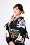 市川由紀乃