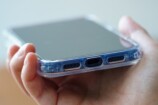 側面のスピーカー