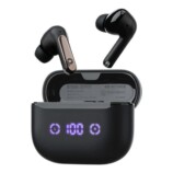 イヤホン本体　充電ケース
