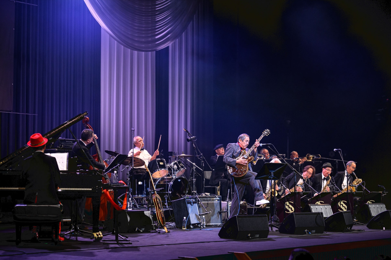 吾妻光良 & The Swinging Boppers『SPECIAL BANQUET』ライブ写真