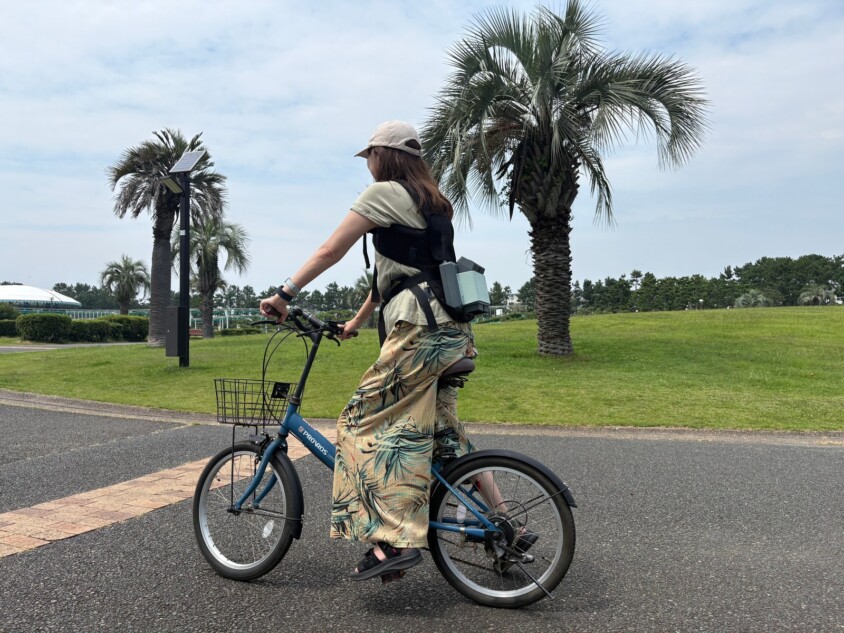 サイクリングに繰り出す様子