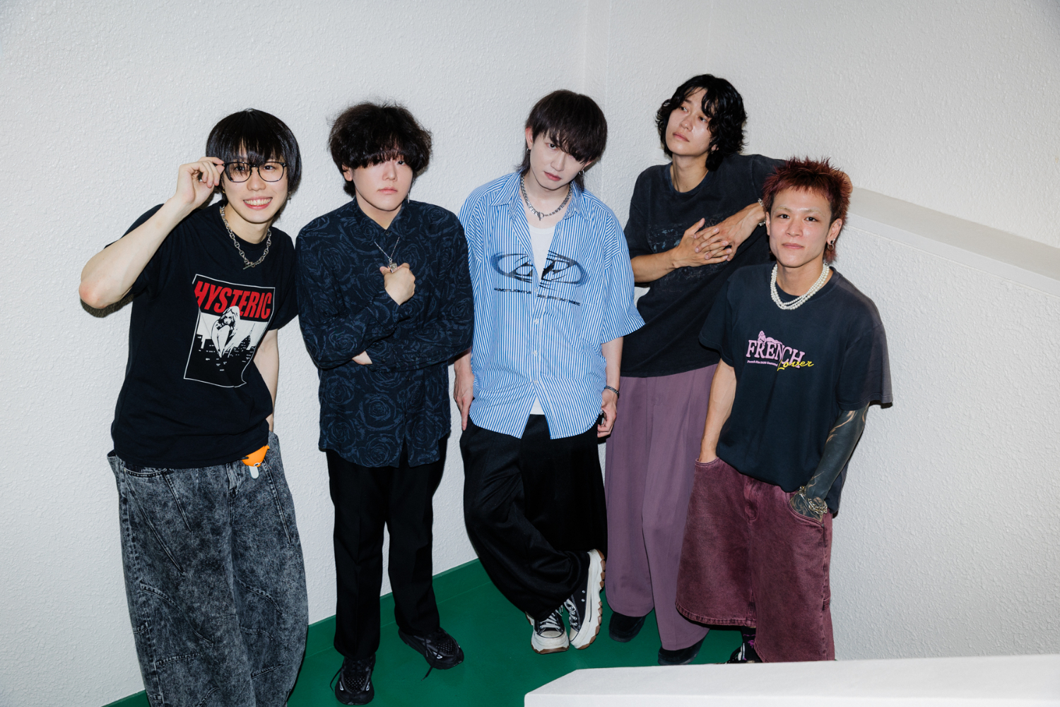 惣田航平（Vo・G/EVE OF THE LAIN）、Taisei Kino（G/'97,Kids）、藤井 樹 (Vo・G/Broken my toybox)、宮本龍人（Vo・G/ Gum-9）、寺口宣明（G・Vo/Ivy to fraudulent Game）