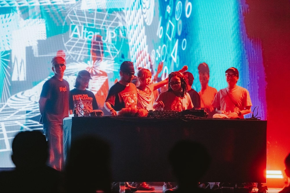 サマソニ『Spotify Stage』2026 DAY2レポ：Litty、さらさ、OddRe:、luvら熱演　“81分”マイクリレーからダンスタイムへの画像8-1