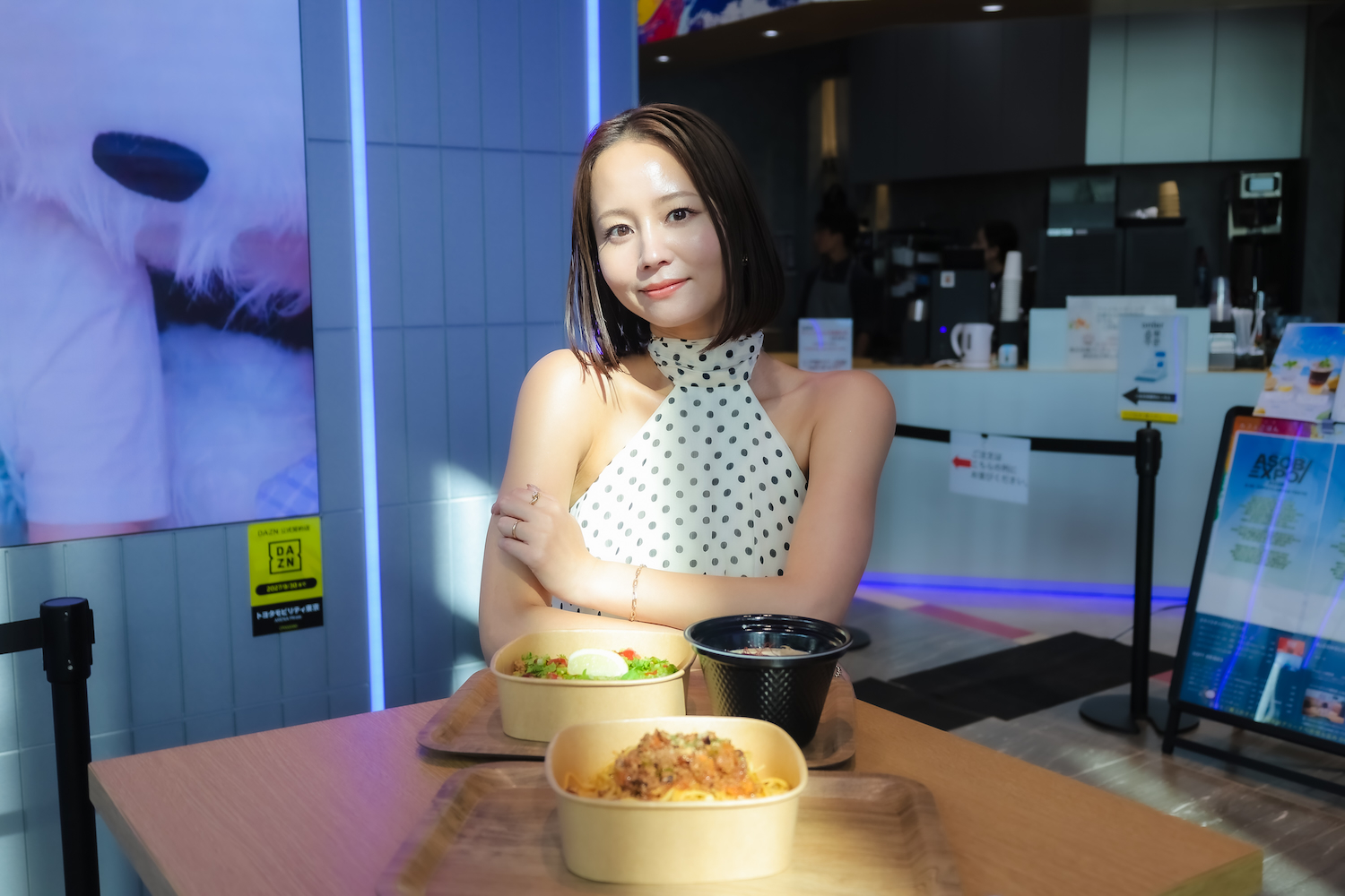 奈々未コラボメニュー販売