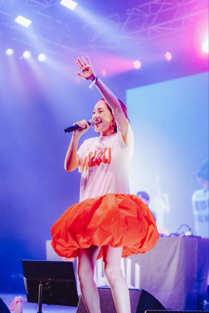 サマソニ『Spotify Stage』2026 DAY3レポ:PEOPLE 1、にしな…鮮烈なステージ HALCALI、yamaら「Gacha Pop」勢の活況の画像5-4